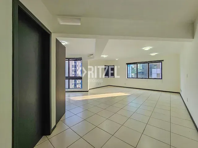Sala para alugar, no bairro Centro em Novo Hamburgo