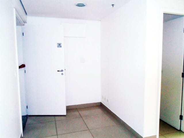 Sala com 33m², à venda ou para alugar, no bairro Bela Vista em São Paulo