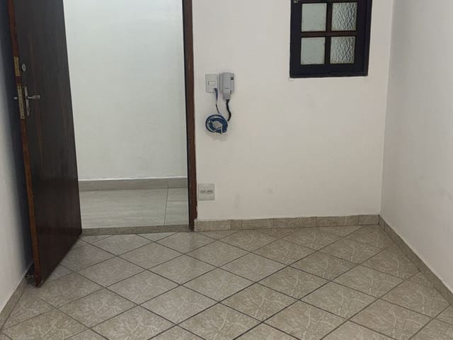 Sala com 15m², para alugar, no bairro Ipiranga em São Paulo