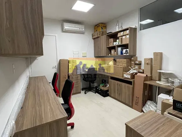 Sala à venda, no bairro Loteamento Center Santa Genebra em Campinas