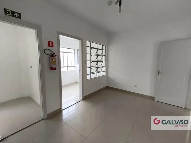 Sala para alugar, no bairro Centro em Curitiba