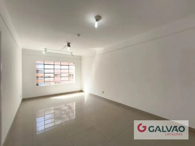 Sala para alugar, no bairro Centro em Curitiba