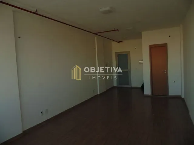 Sala à venda, no bairro São Geraldo em Porto Alegre