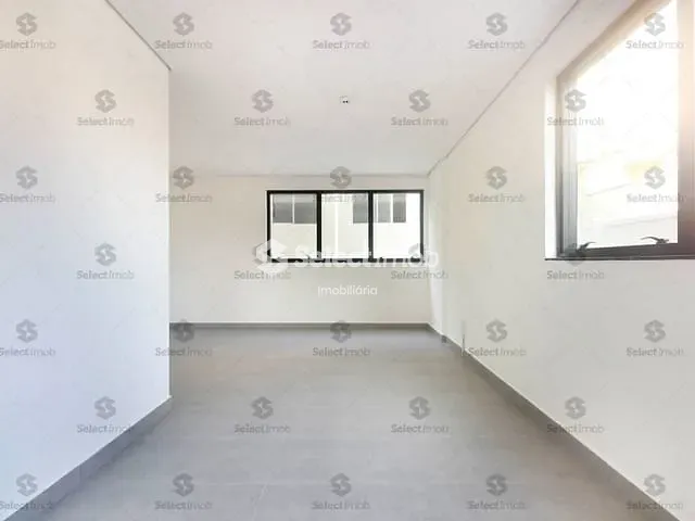 Sala com 34m², para alugar, no bairro Jardim Pilar em Mauá