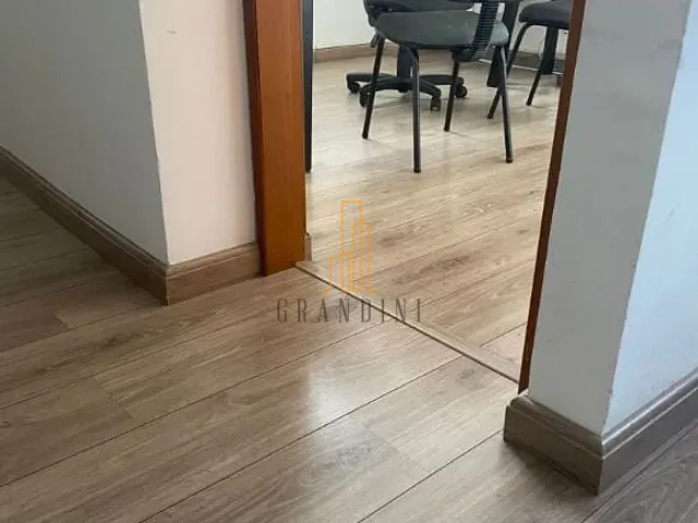 Sala à venda, no bairro Anchieta em São Bernardo do Campo