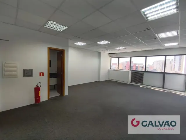 Sala para alugar, no bairro Centro em Curitiba