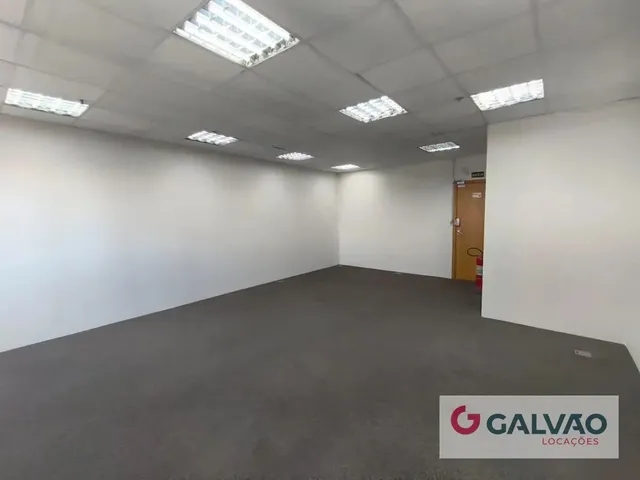 Sala para alugar, no bairro Centro em Curitiba