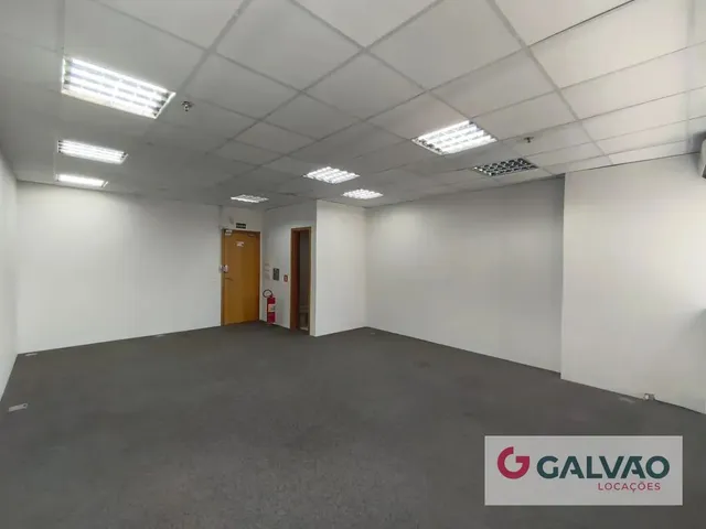 Sala para alugar, no bairro Centro em Curitiba