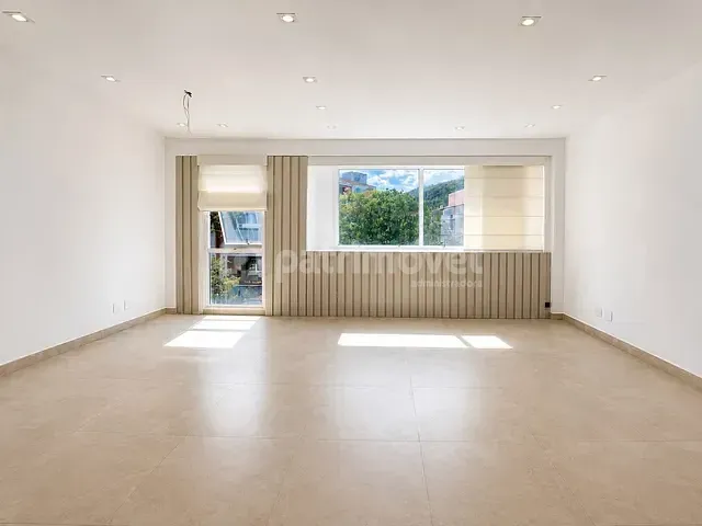 Sala com 50m², para alugar, no bairro Barra da Tijuca em Rio de Janeiro