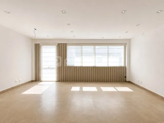 Sala com 50m², para alugar, no bairro Barra da Tijuca em Rio de Janeiro