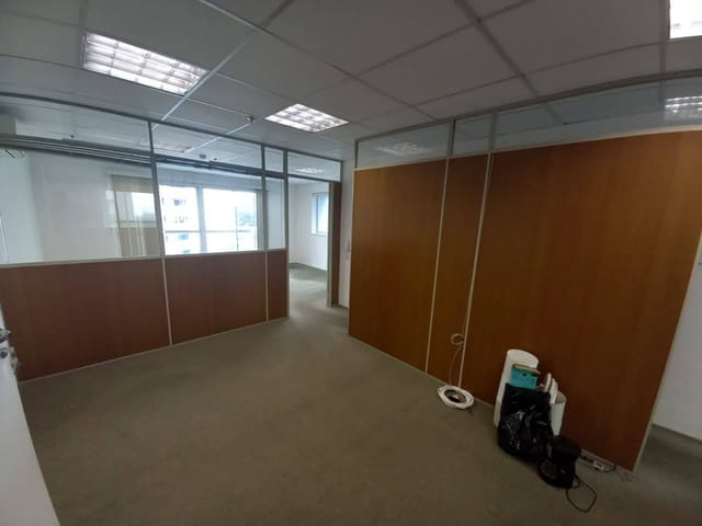 Sala para alugar, no bairro Santo Amaro em São Paulo