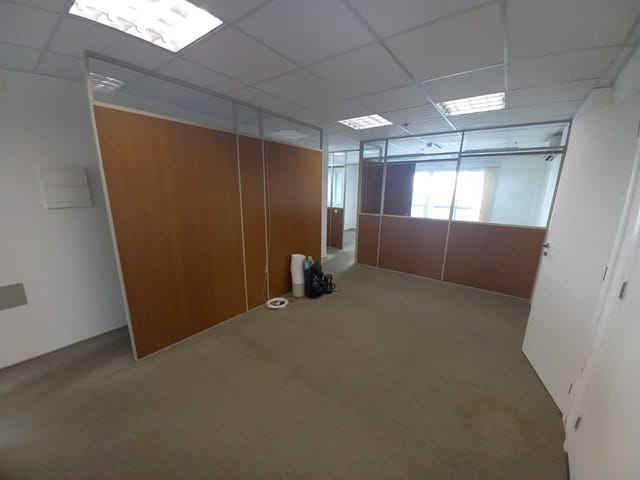 Sala para alugar, no bairro Santo Amaro em São Paulo
