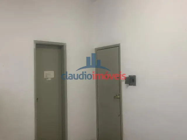 Sala com 24m², à venda, no bairro Centro em Barra Mansa