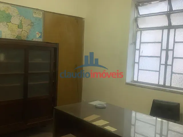 Sala com 24m², à venda, no bairro Centro em Barra Mansa