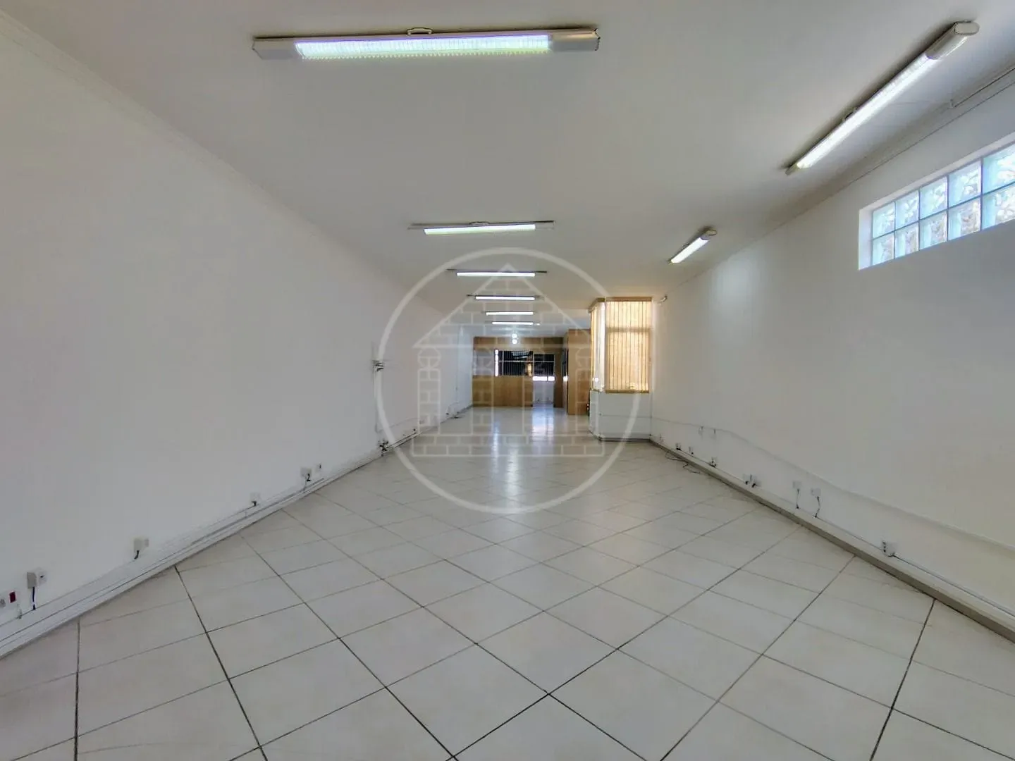 Sala-Conjunto, 145 m² - Foto 1