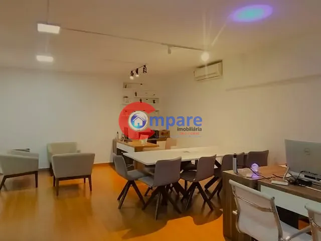 Sala à venda, no bairro Jardim Tijuco em Guarulhos