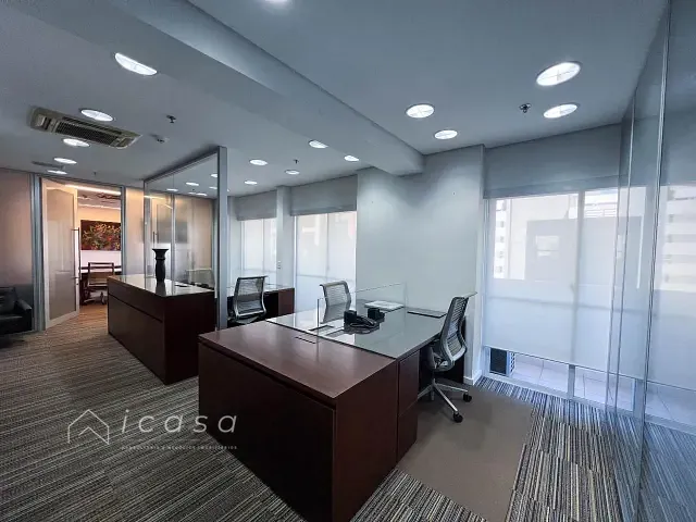 Sala à venda, no bairro Vila Olímpia em São Paulo