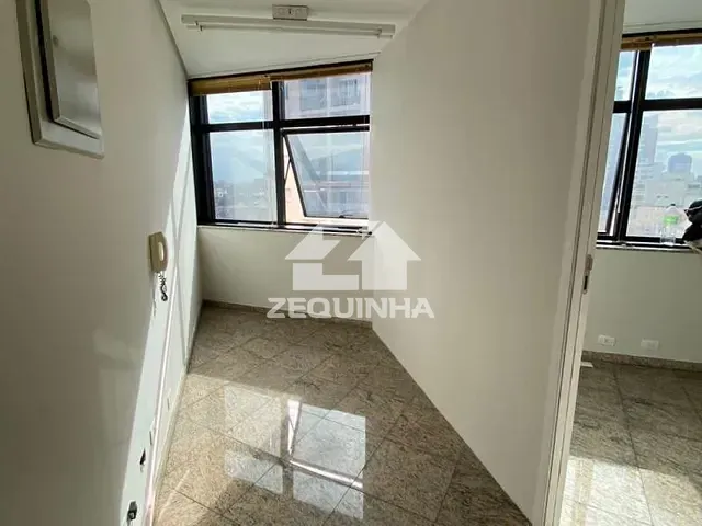 Sala com 35m², para alugar, no bairro Vila Osasco em Osasco