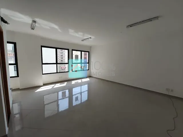 Sala com 45m², à venda, no bairro Centro em São José dos Campos