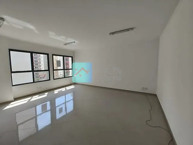 Sala com 45m², à venda, no bairro Centro em São José dos Campos