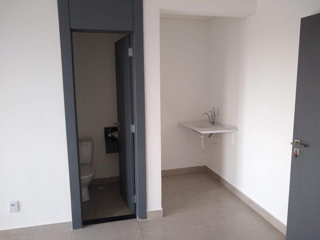 Sala com 35m², para alugar, no bairro Vila Mascote em São Paulo