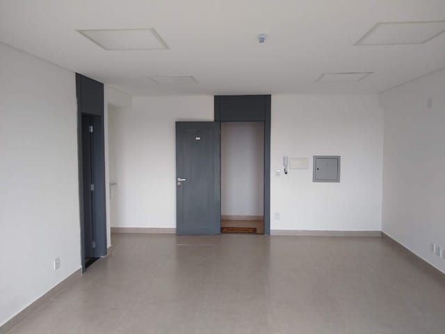 Sala com 35m², para alugar, no bairro Vila Mascote em São Paulo