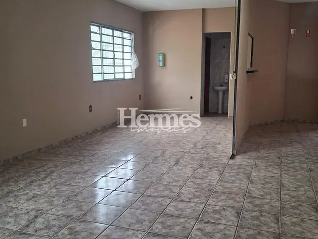 Loja com 50m², para alugar, no bairro Santa Cecília em Paulínia