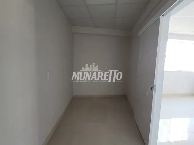 Sala com 70m², para alugar, no bairro Centro em Concórdia