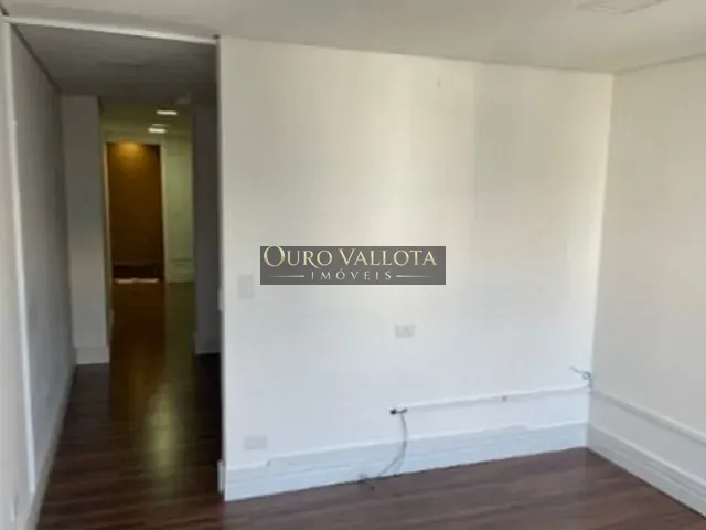 Sala com 36m², para alugar, no bairro Bela Vista em São Paulo