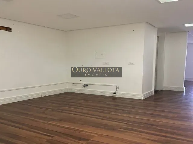 Sala com 36m², para alugar, no bairro Bela Vista em São Paulo