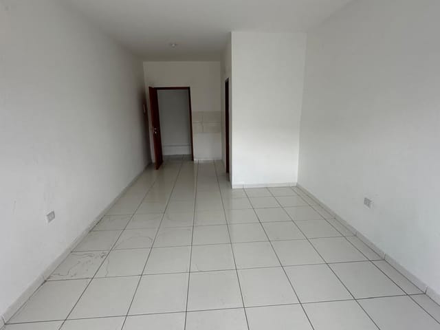 Foto do Sala - Espaço Comercial com Varanda no Presidente Dutra – 24 m² para Seu Escritório ou Atendimento! | Imobiliária Compare