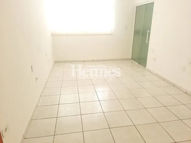 Sala com 20m², para alugar, no bairro Santa Cecília em Paulínia