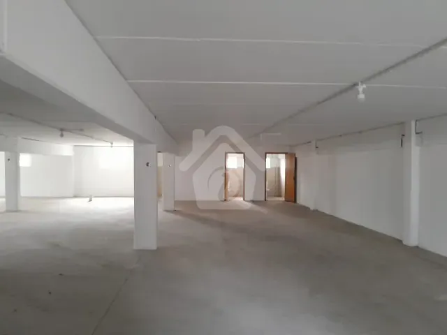 Prédio para alugar, no bairro Canabarro em Teutônia