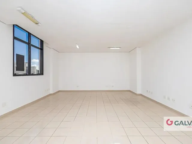 Sala para alugar, no bairro Ahú em Curitiba