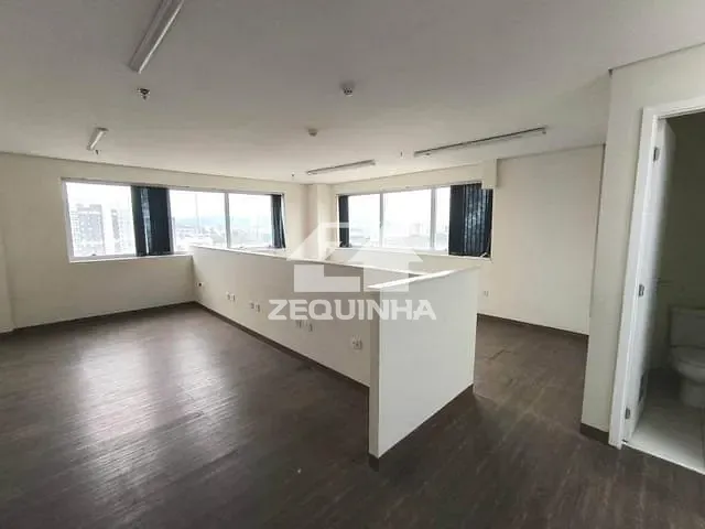 Sala com 97m², para alugar, no bairro Vila Yara em Osasco
