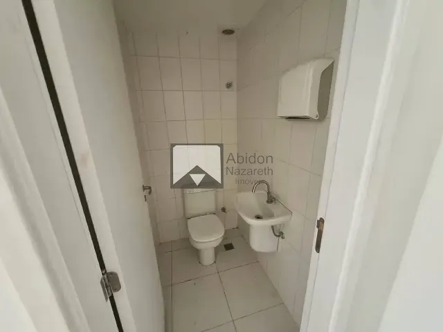 Sala com 30m², para alugar, no bairro São Domingos em Niterói