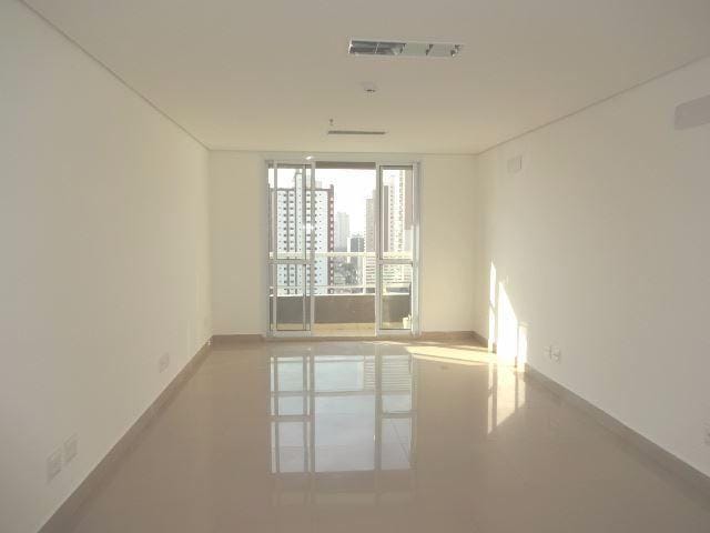 Sala com 39m², para alugar, no bairro Jardim Paulista em São Paulo