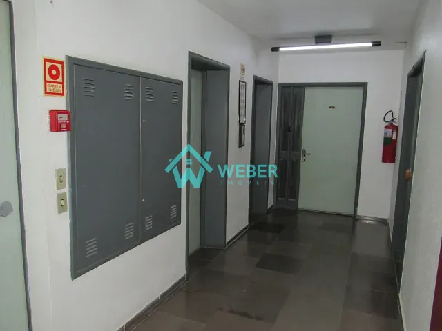 Sala com 39m², à venda ou para alugar, no bairro Centro em Novo Hamburgo