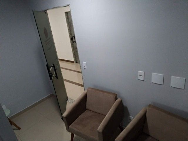 Foto do Sala - Sala Comercial à Venda no Edifício Osvaldo Cruz com planejados no Centro o | RUSSI IMÓVEIS