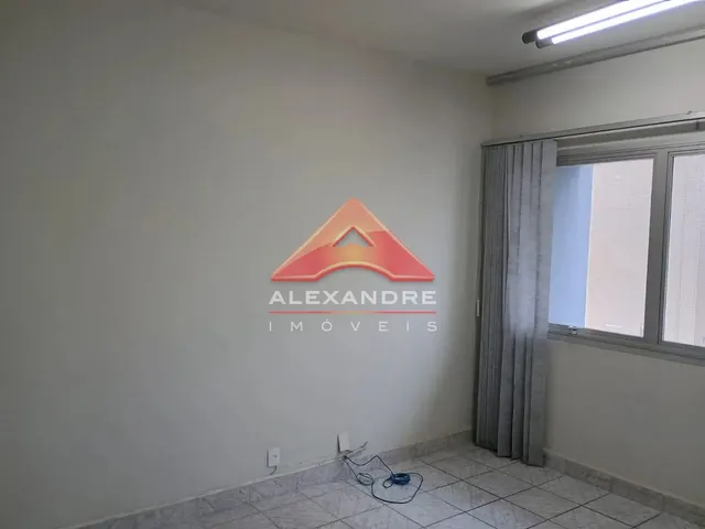 Sala com 25m², à venda, no bairro Centro em São José Dos Campos