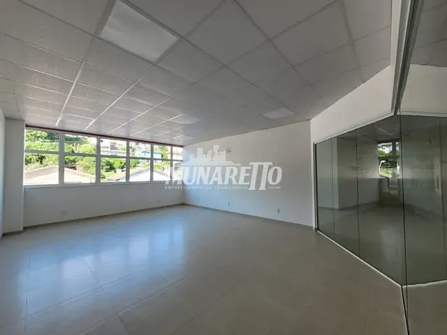 Sala com 36m², para alugar, no bairro Imperial em Concórdia