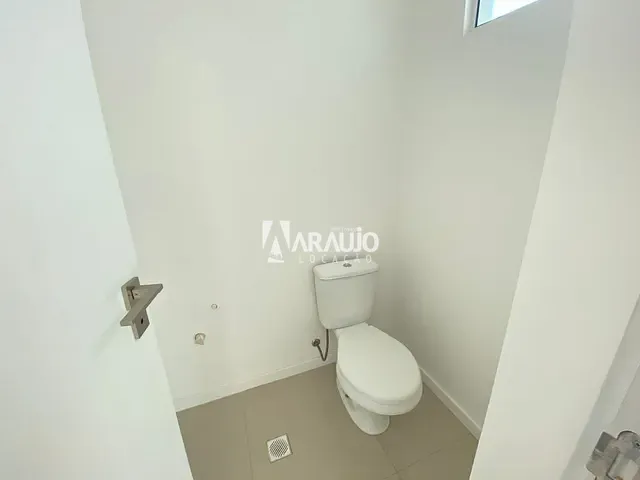 Loja com 68m², para alugar, no bairro Centro em Itajaí