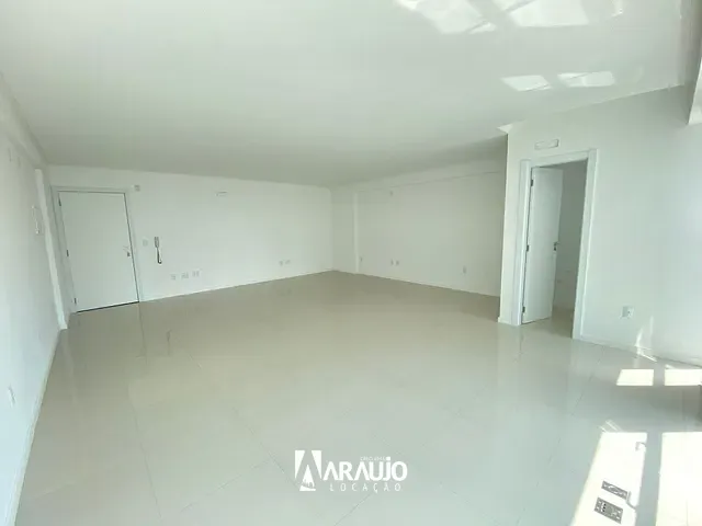 Loja com 68m², para alugar, no bairro Centro em Itajaí