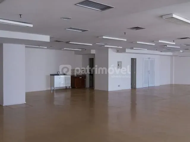 Sala com 260m², à venda, no bairro Centro em Rio de Janeiro