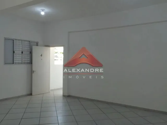 Sala com 10m², para alugar, no bairro Monte Castelo em São José Dos Campos