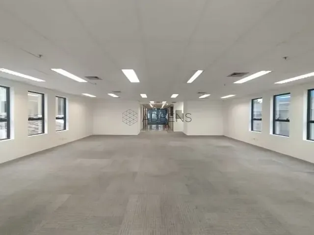 Sala para alugar, no bairro Pinheiros em São Paulo