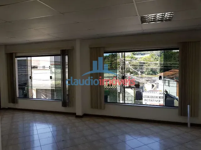 Sala para alugar, no bairro Centro em Barra Mansa
