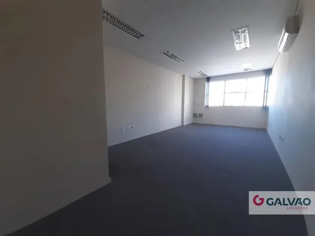 Sala para alugar, no bairro Centro em Curitiba