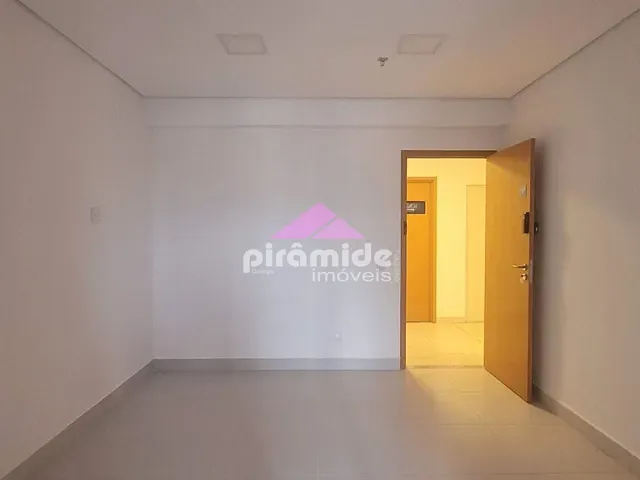 Sala com 28m², à venda, no bairro Centro em Jacareí