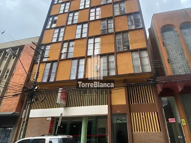 Sala com 20m², à venda ou para alugar, no bairro Centro em Ponta Grossa
